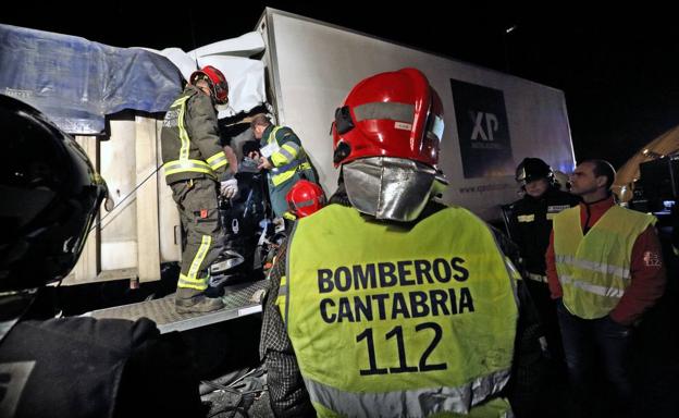 UGT y CC OO denuncian represalias a los bomberos del 112 por criticar la gestión del servicio