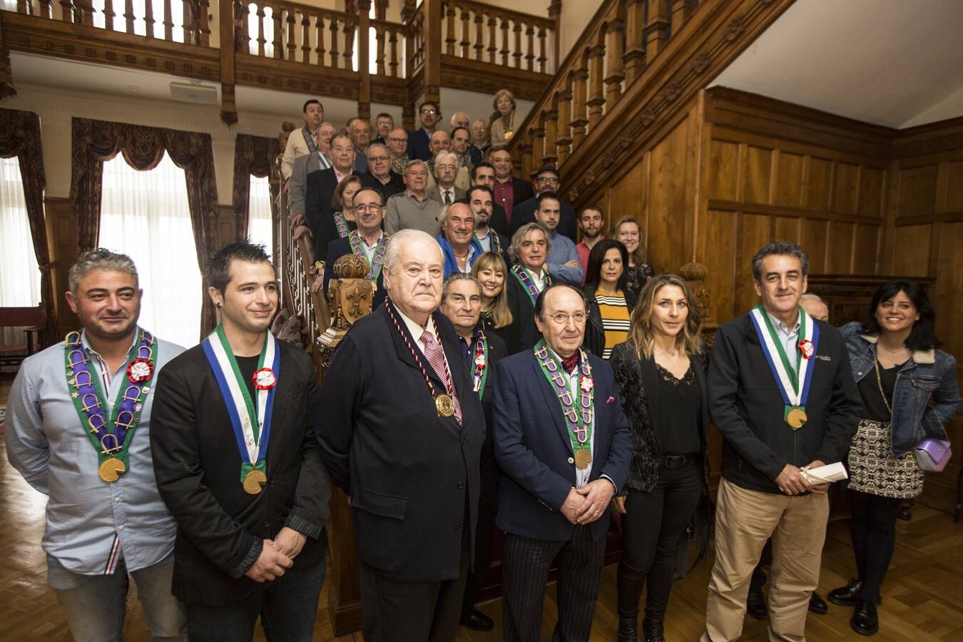 La Cofradía del Queso de Cantabria celebra en Santander este fin de semana su XXXIV edición del Capítulo Internacional, que incluye un Concurso Internacional de Quesos Azules y Pasta Veteada,