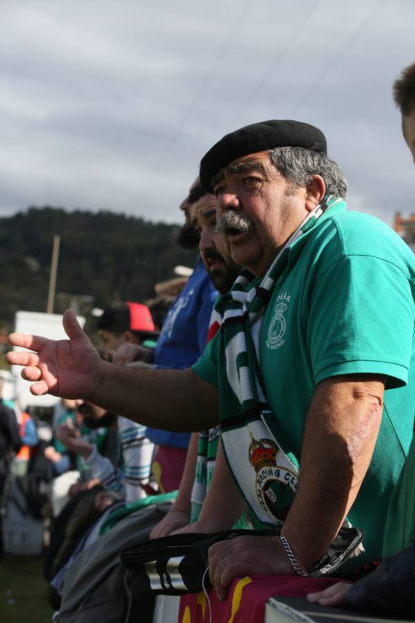 Fotos: El Racing se enfrenta al Lealtad