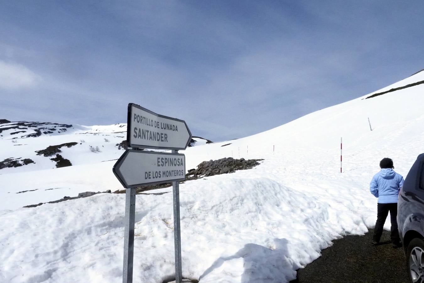 Tras el duro invierno que dejó media Cantabria bajo la nieve, con la llegada de la primavera el verde recobra su protagonismo en la región,