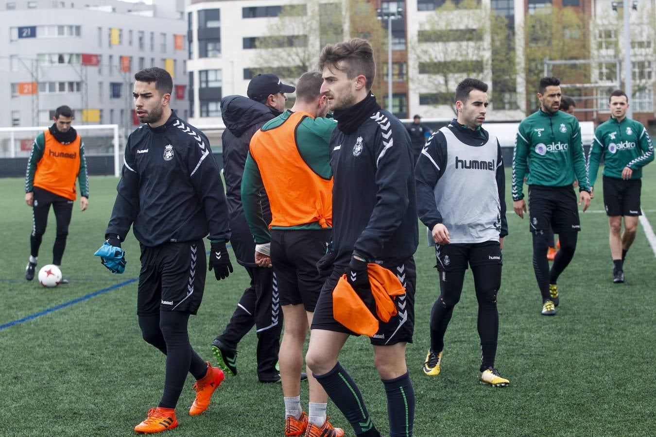 Fotos: El Racing prepara a conciencia el partido ante Osasuna B