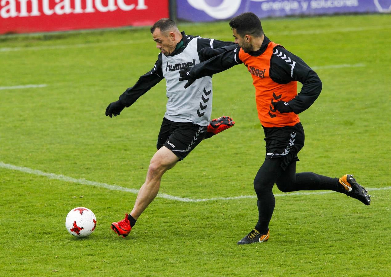 Fotos: El Racing prepara a conciencia el partido ante Osasuna B