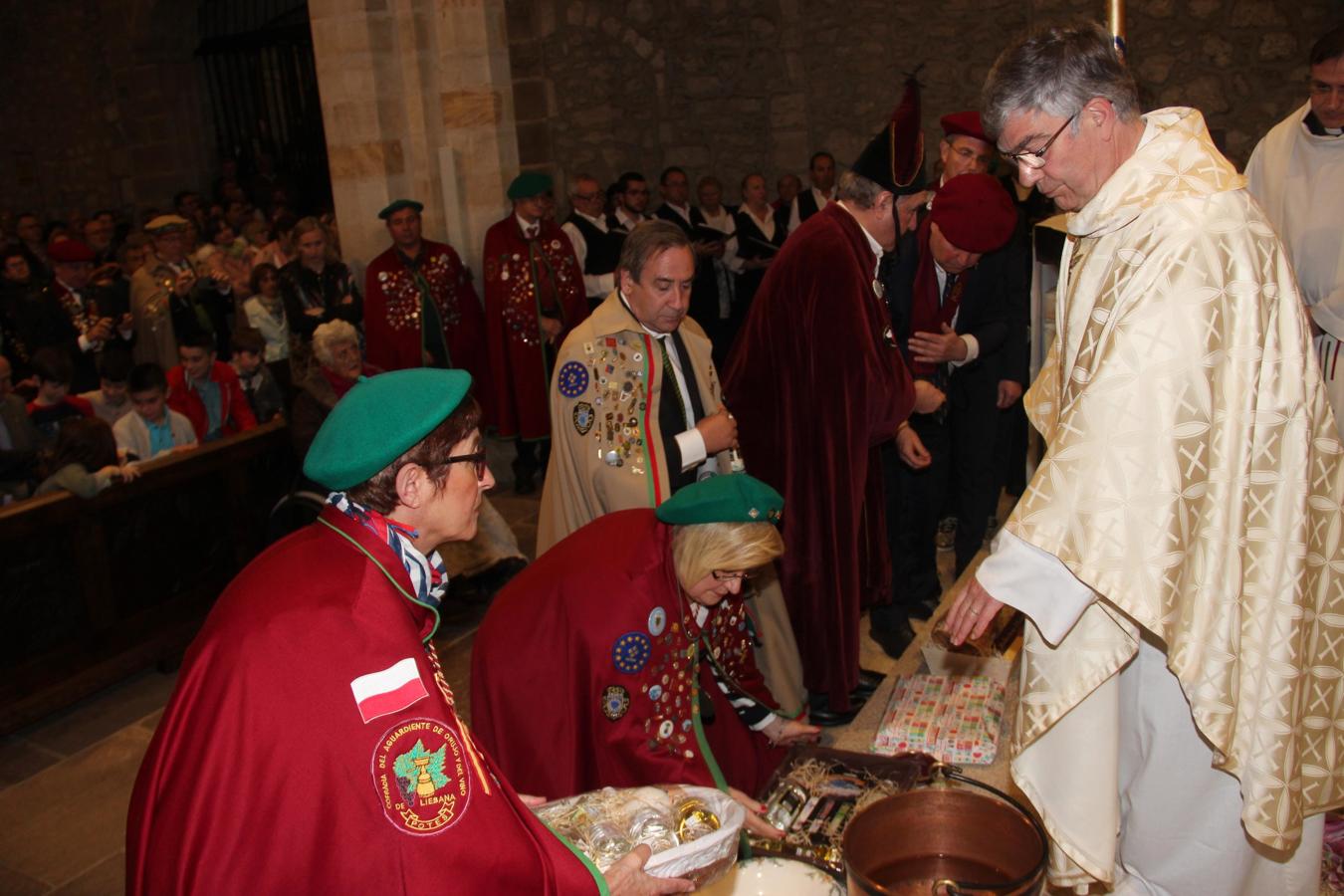 Fotos: Las cofradías gastronómicas de Cantabria ganan el Jubileo