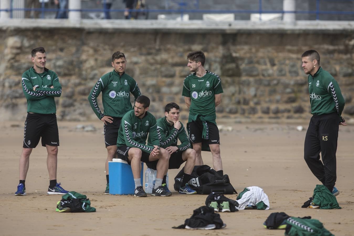 Fotos: El Racing se entrena en El Sardinero