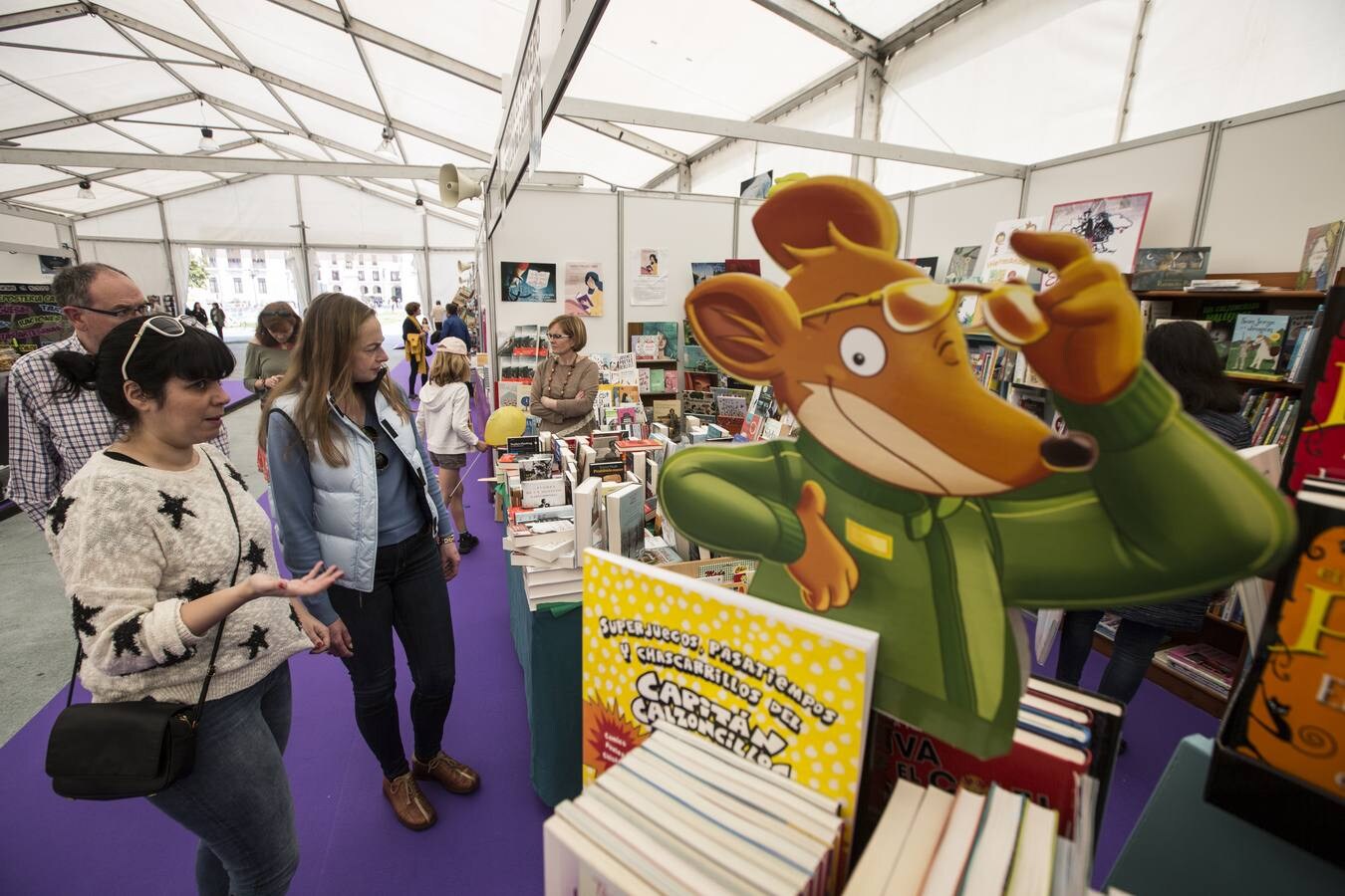 Fotos: Inauguración de la Feria del Libro en Santander