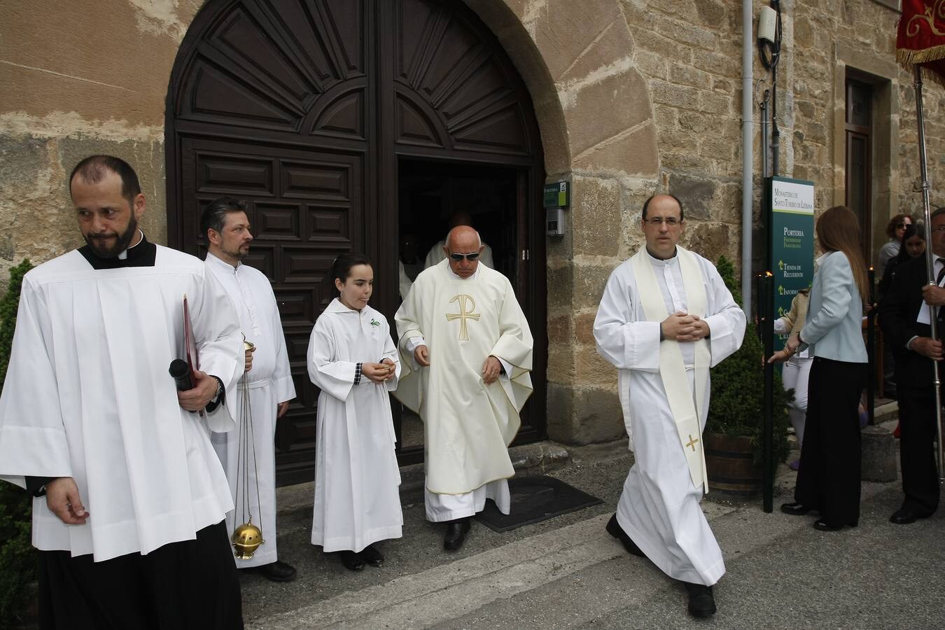 Fotos: Misa y cierre de la Puerta del Perdón para poner fin al Año Santo Lebaniego