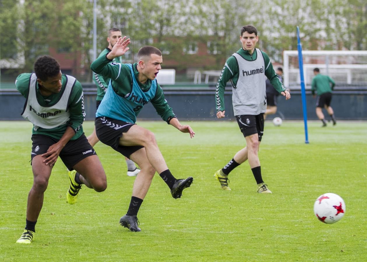 Fotos: El Racing prepara el partido de este domingo ante el UD Logroñés