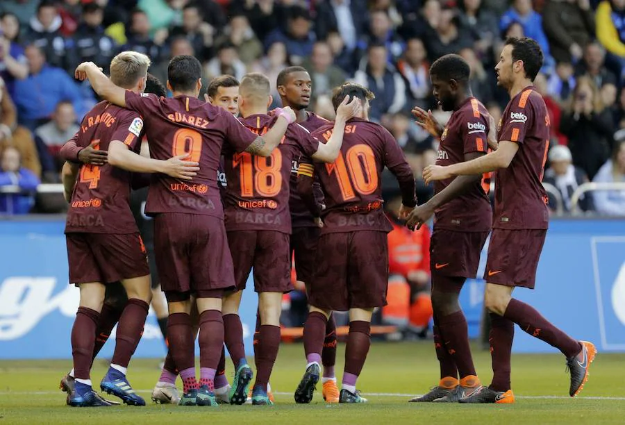 Riazor asiste a la más que probable fiesta de campeón de Liga del Barcelona, que de ganar al Deportivo se aseguraría el entorchado nacional.