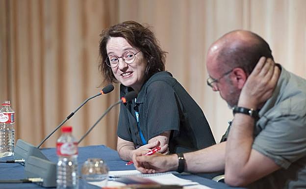 Marta Sanz, en su cita de 2016 en los Martes Literarios de la Universidad Internacional Menéndez Pelayo (UIMP), en Santander. 