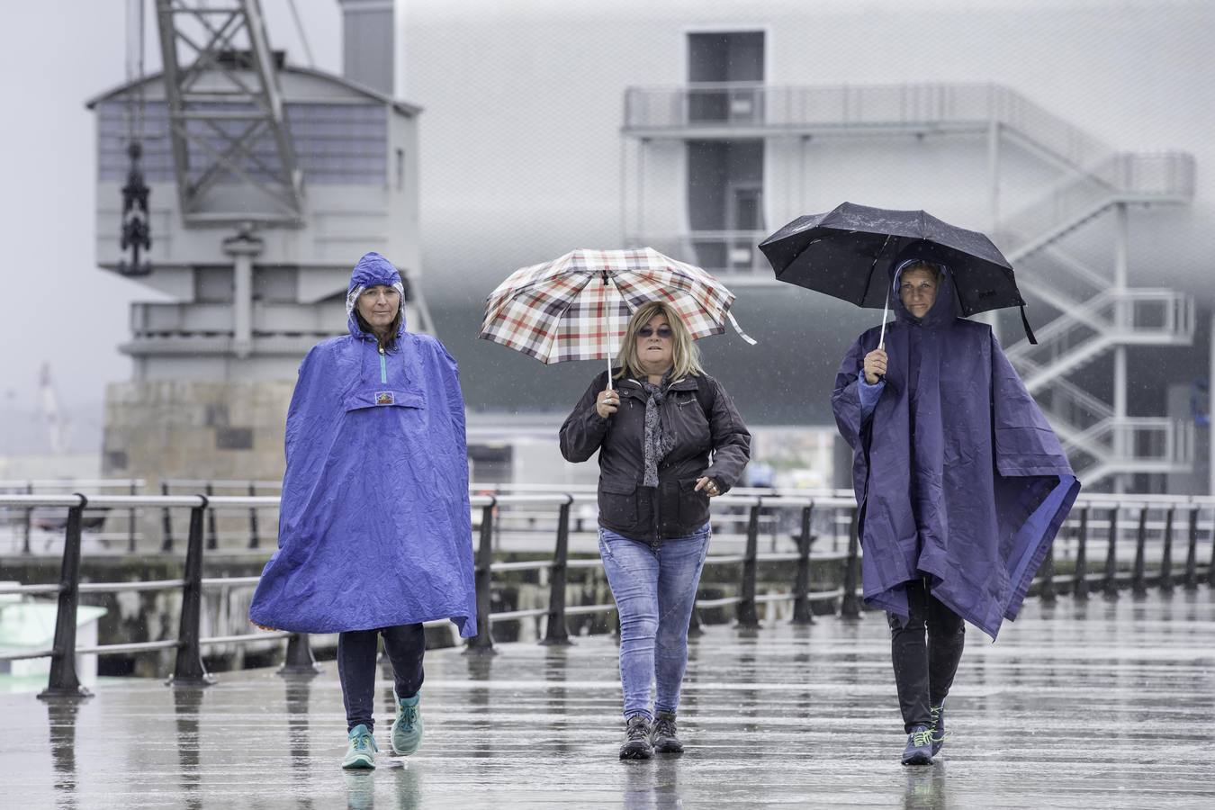 Fotos: La lluvia no da tregua a Cantabria