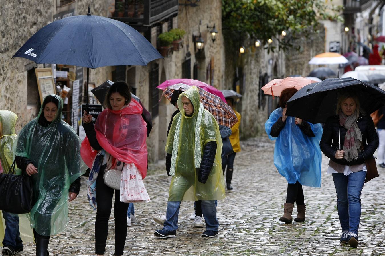 Fotos: La lluvia no da tregua a Cantabria