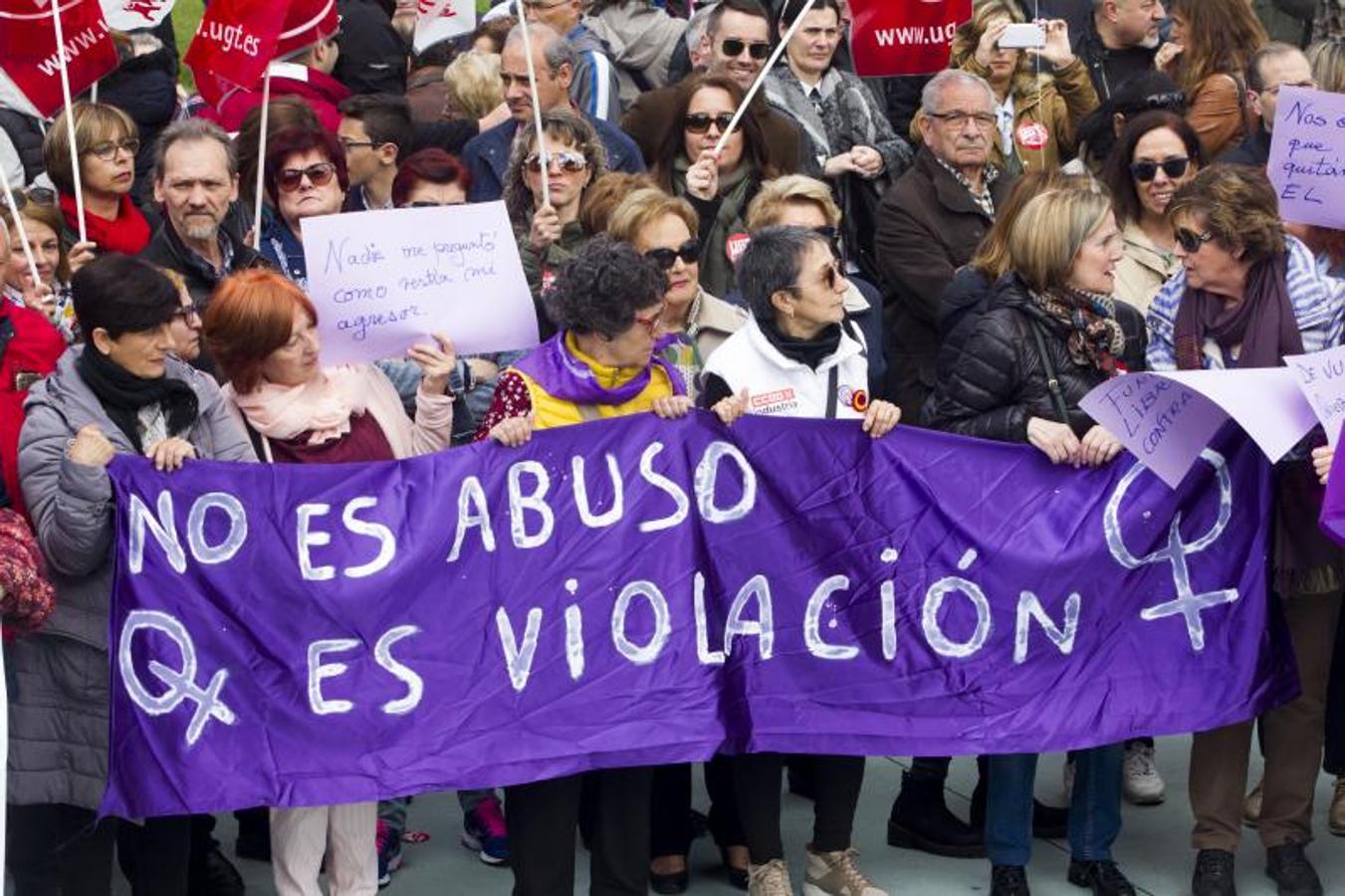 Fotos: Manifestación del Primero de Mayo en Santander