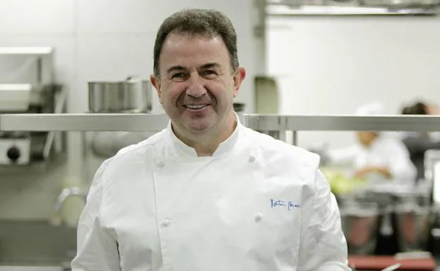 Martín Berasategui es el cocinero español más laureado por Michelin con ocho estrellas repartidas entre sus distintos establecimientos.