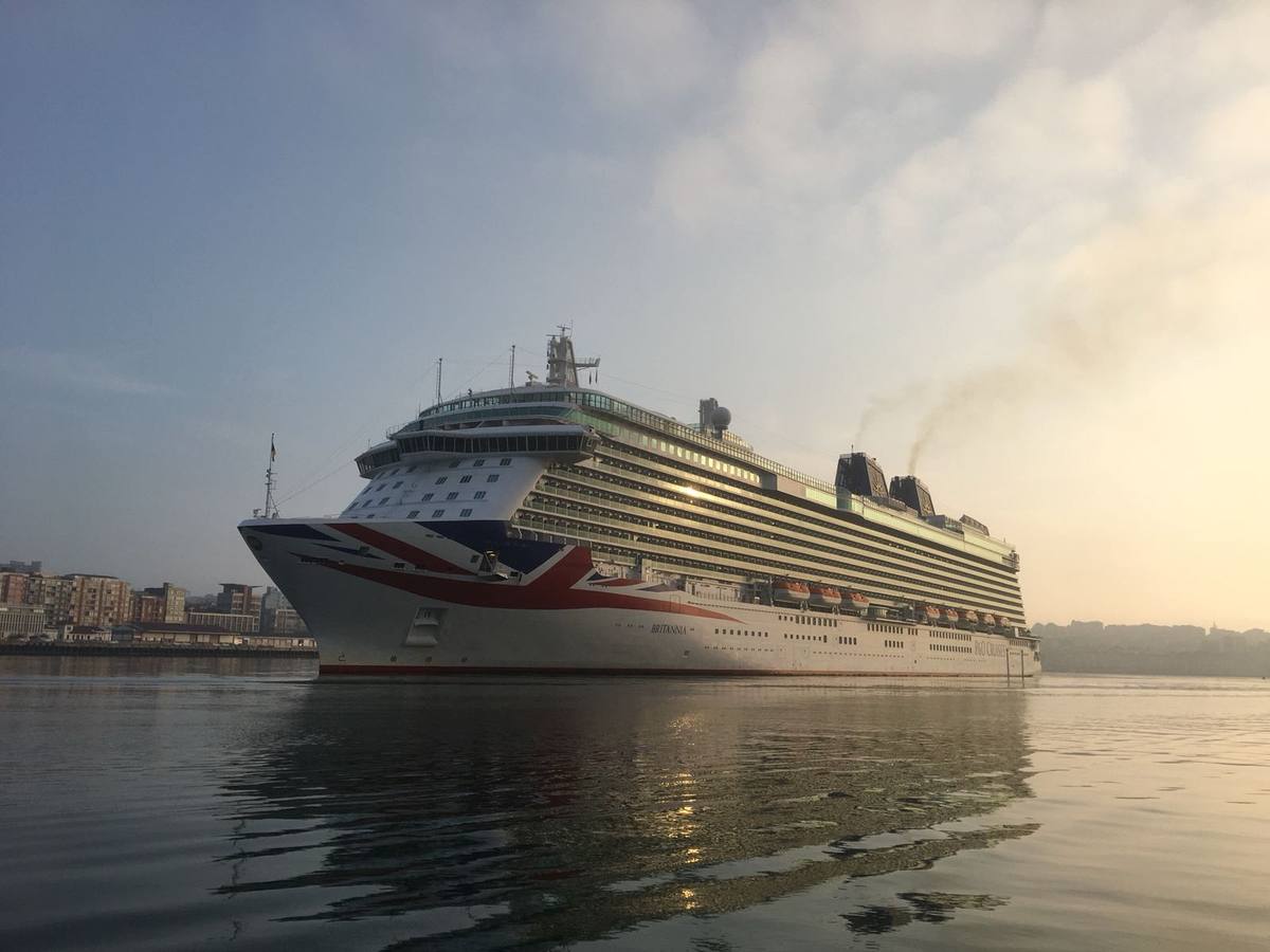 Fotos: El &#039;Britannia&#039; llega a Santander