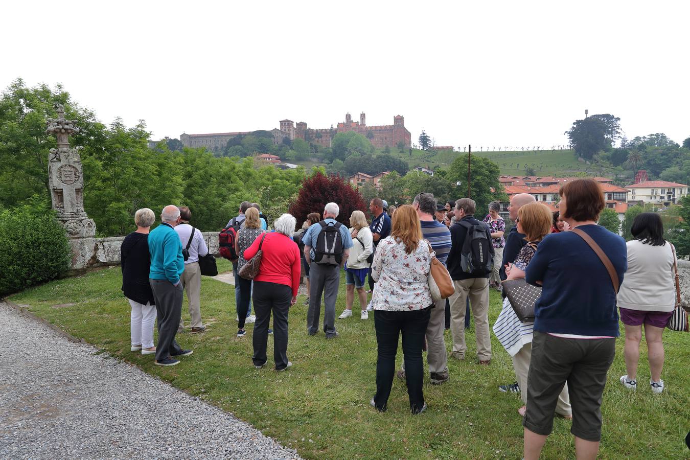 Fotos: Los cruceristas del &#039;Britannia&#039;, en Comillas