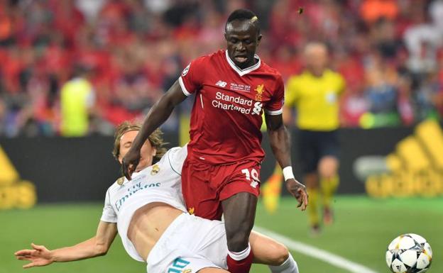 Sadio Mané, durante una acción de la final.