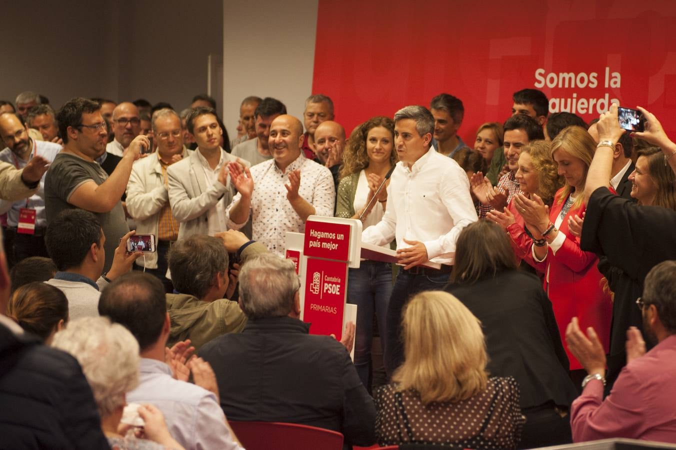 Fotos: Zuloaga vence en las primarias del PSOE en Cantabria