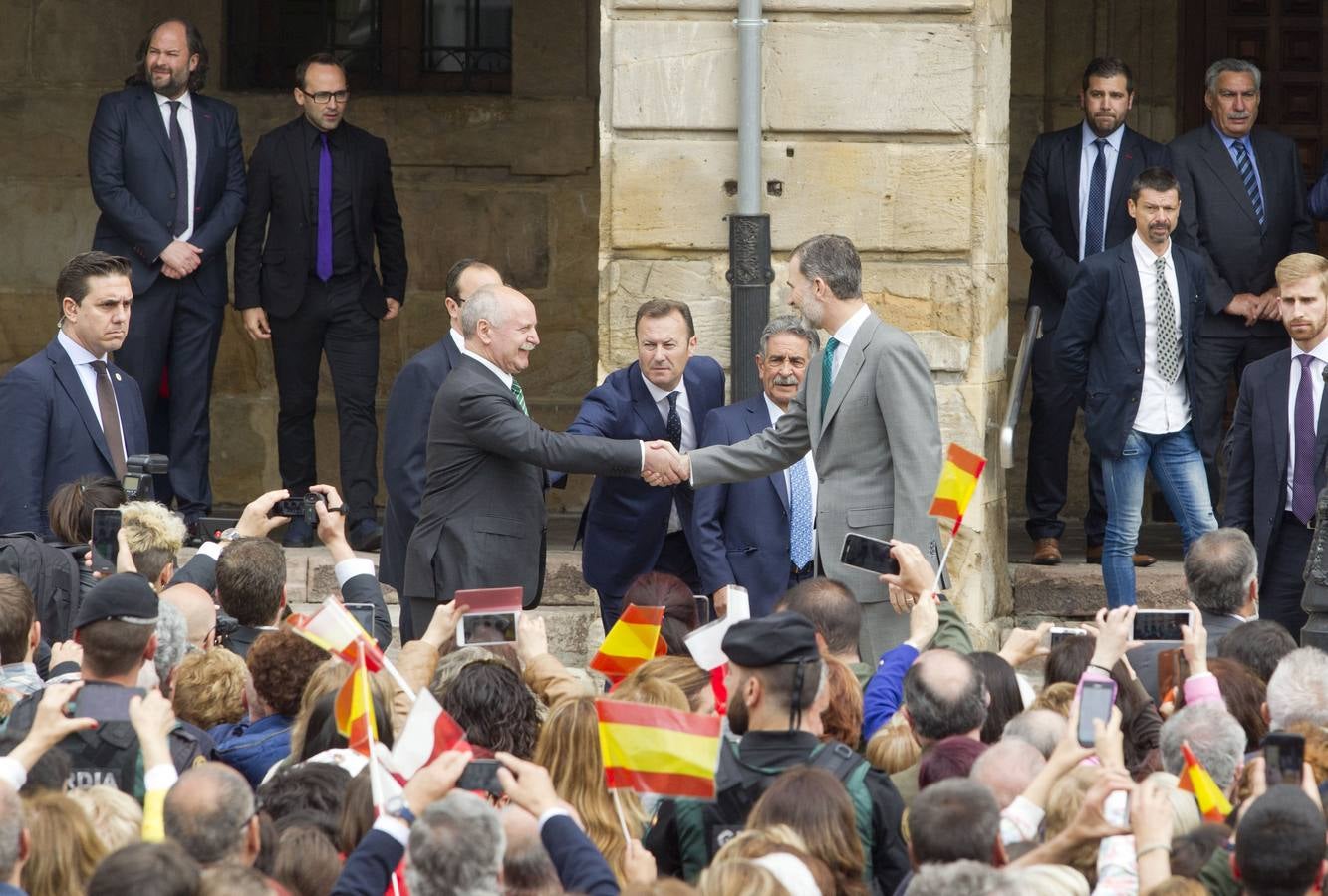 Fotos: Visita del Rey Felipe VI a Reinosa