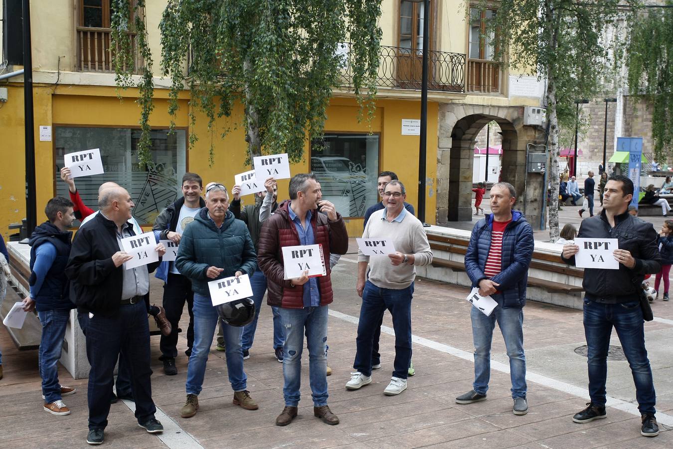 Fotos: Pleno en Torrelavega