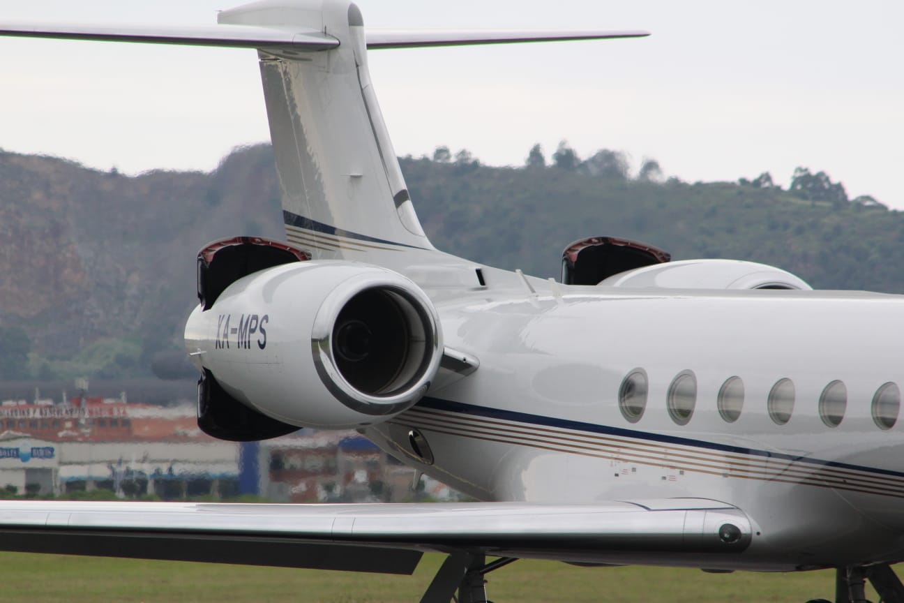 Una veintena de aficionados a fotografiar aviones han disfrutado este 31 de mayo de de la tercera edición de esta jornada