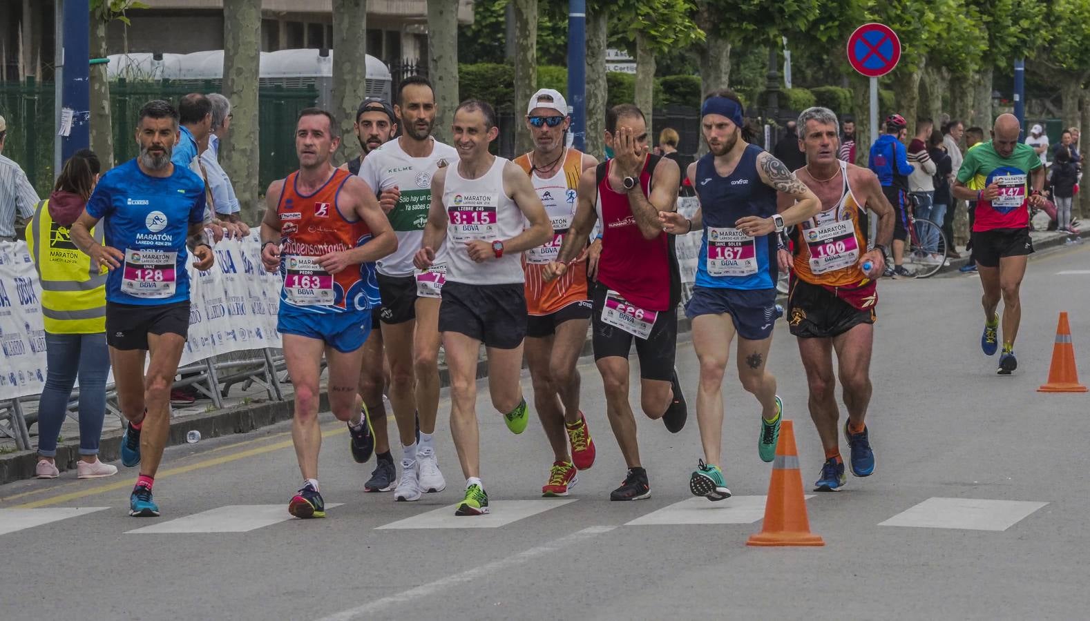 Fotos: Imágenes de la Media y la Maratón de Laredo