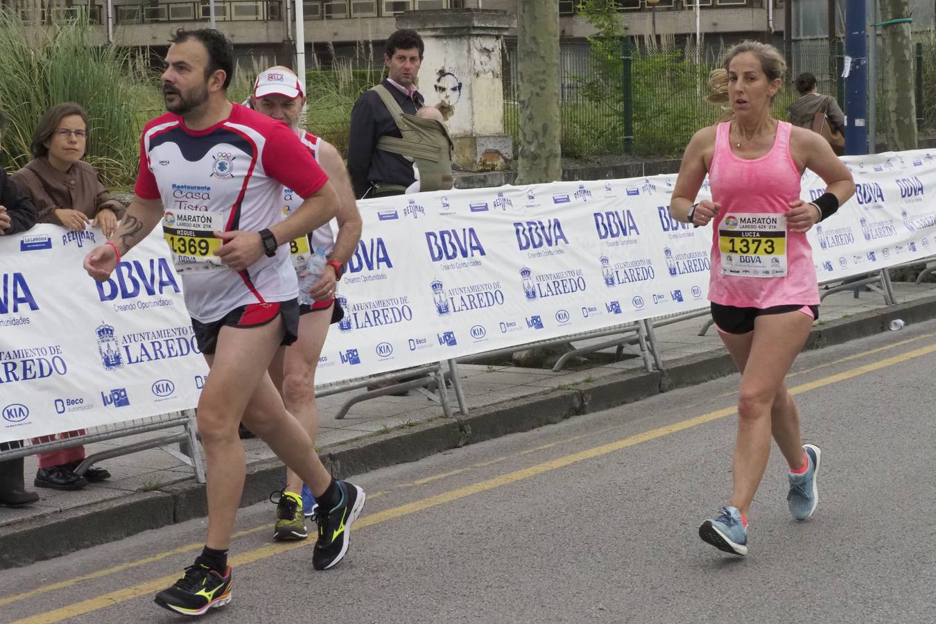 Fotos: Imágenes de la Media y la Maratón de Laredo