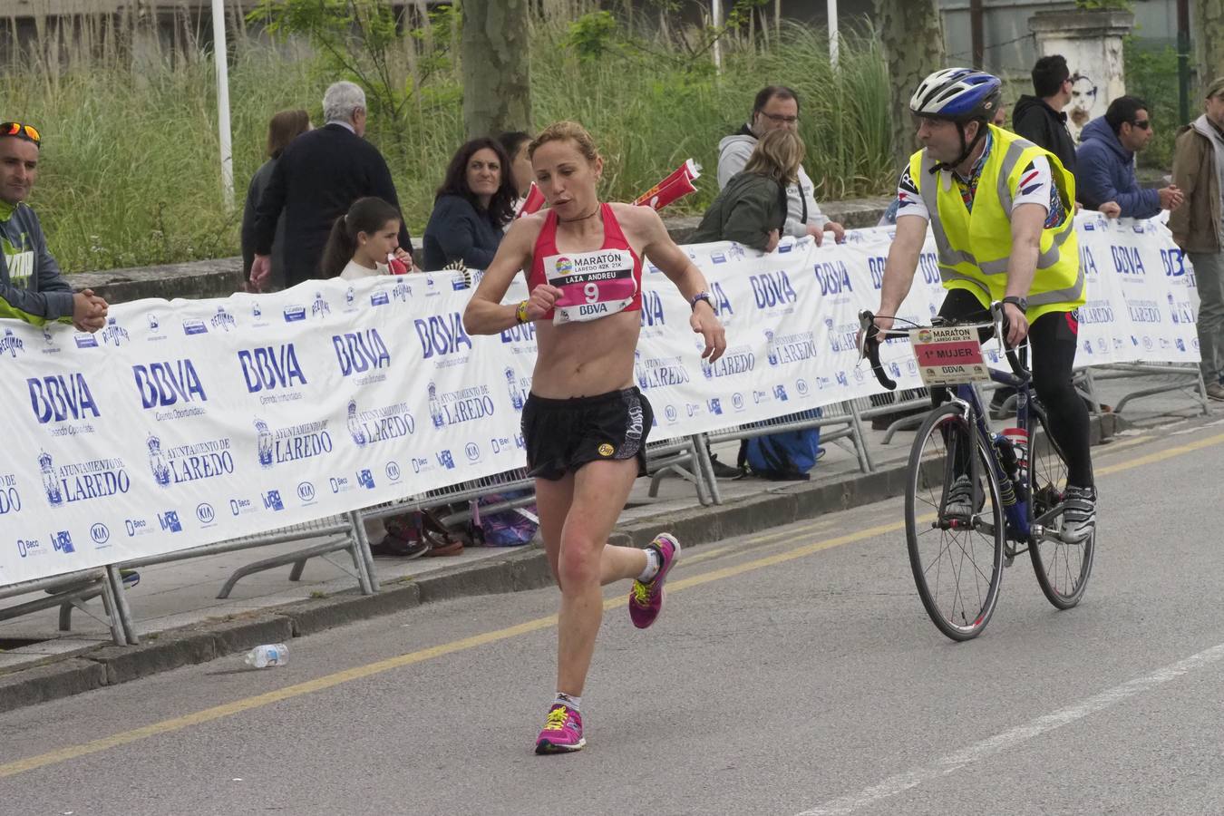 Fotos: Imágenes de la Media y la Maratón de Laredo