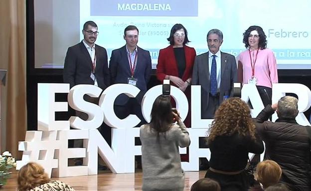 Hasta el pasado año las administraciones, los profesionales sanitarios y los educadores conincidían en la necesidad de impulsar la enfermería escolar, pero este año el Gobierno de Cantabria ha cambiado de opinión. 