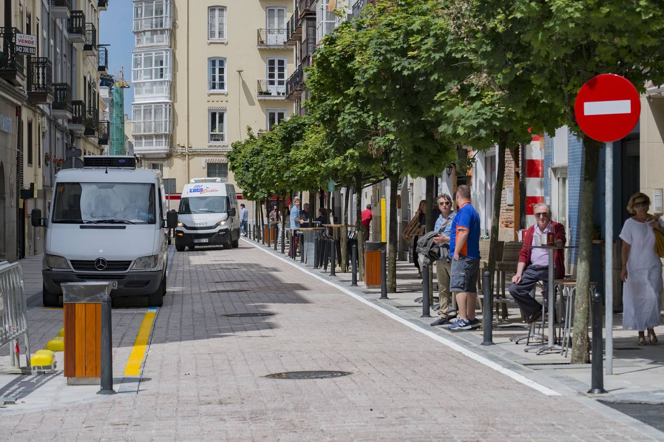 Fotos: La calle Peña Herbosa al fin se abre al tráfico