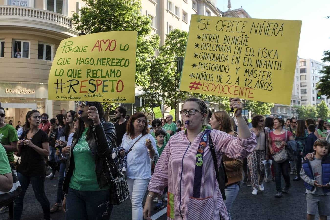 Fotos: Protesta de los profesores en Santander en esta jornada de huelga