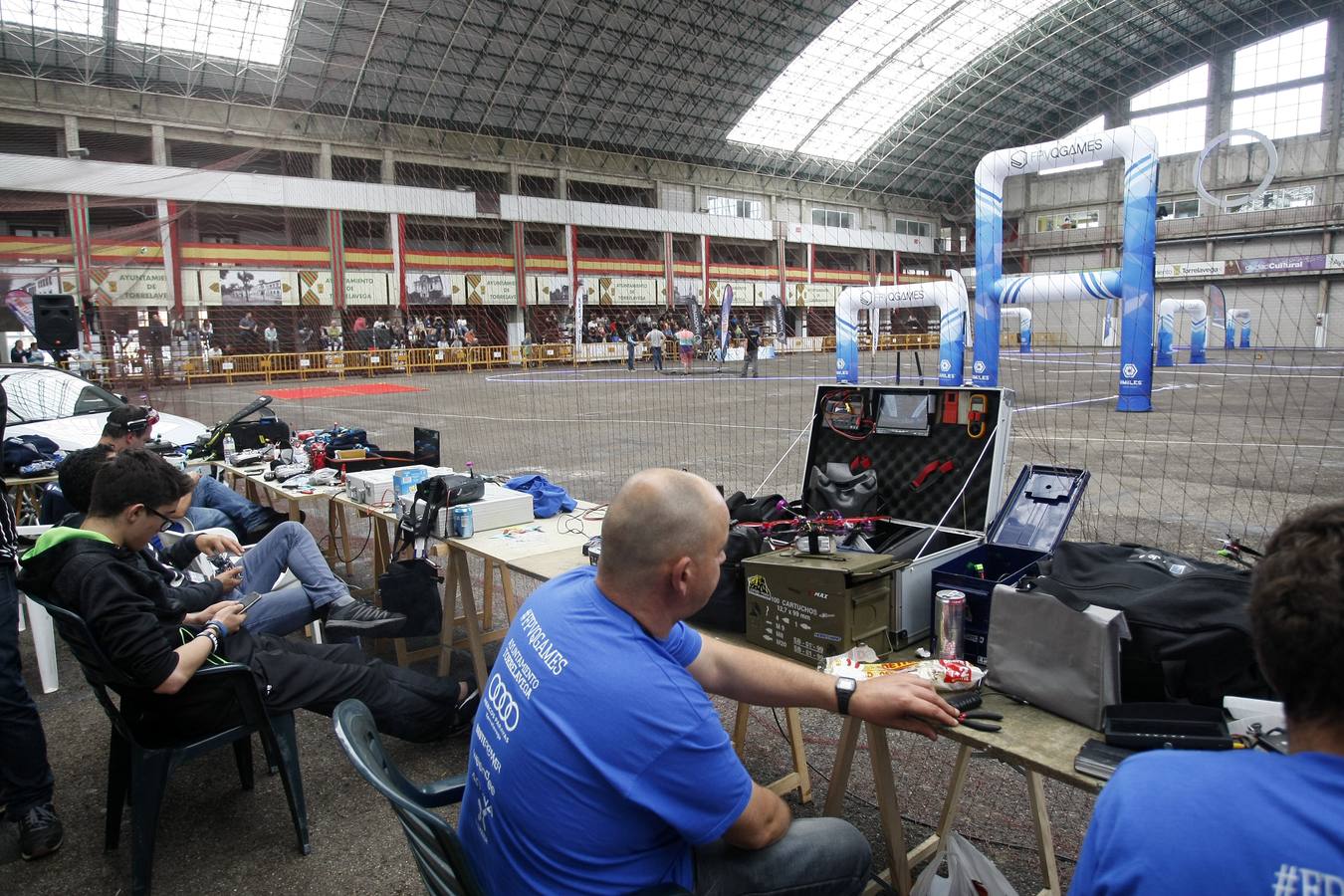 Fotos: Carrera de drones en Torrelavega