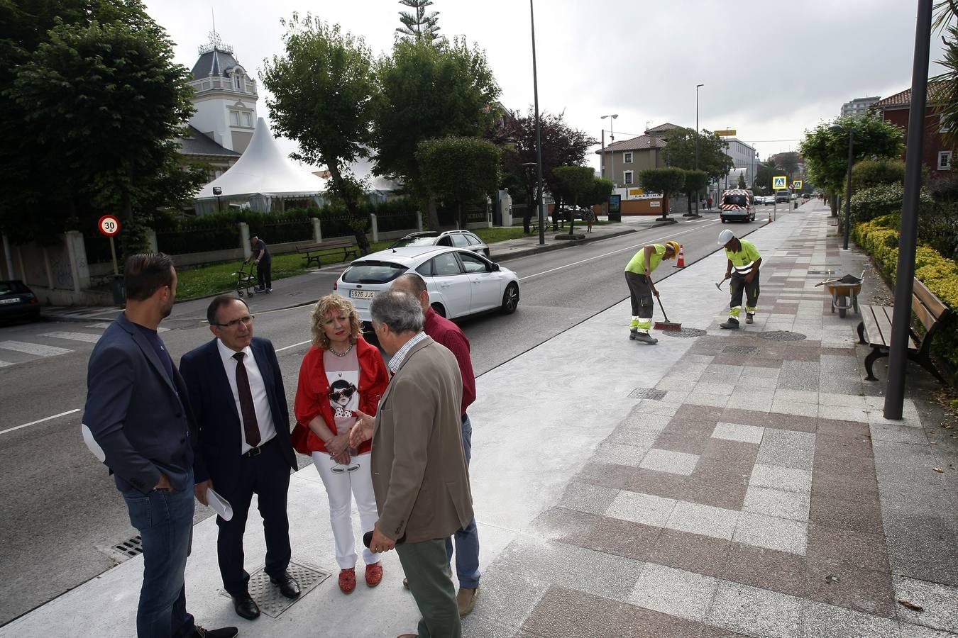 Fotos: Obras del carril bici que unirá el centro de Torrelavega con Reocín