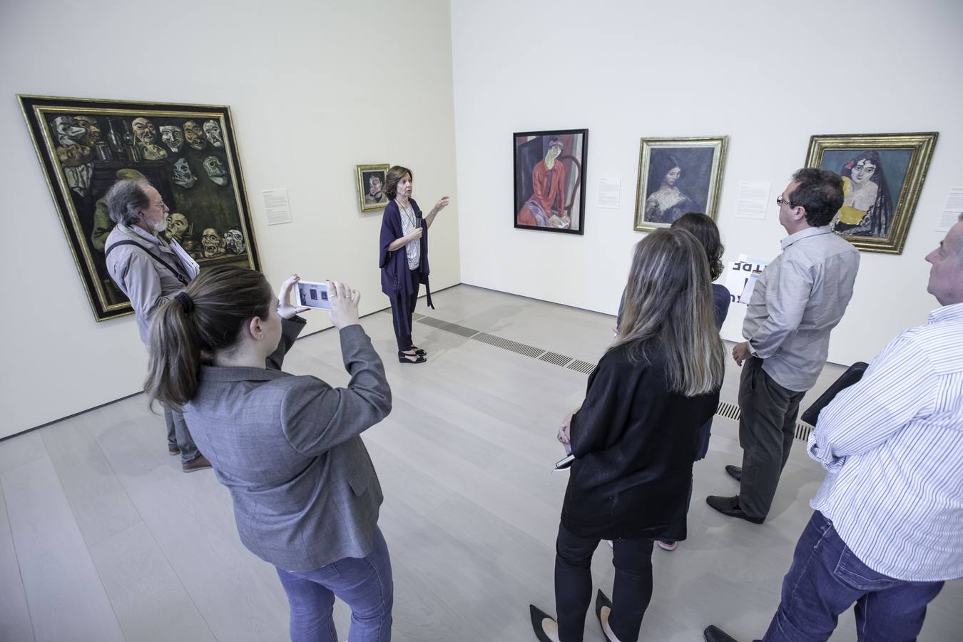 El Centro Botí inaugura dos nuevas muestras, uno sobre retratos con obras cedidas por Jaime Botín, y otra colectiva -'Paisaje reconfigurado'- con fondos de la Fundación