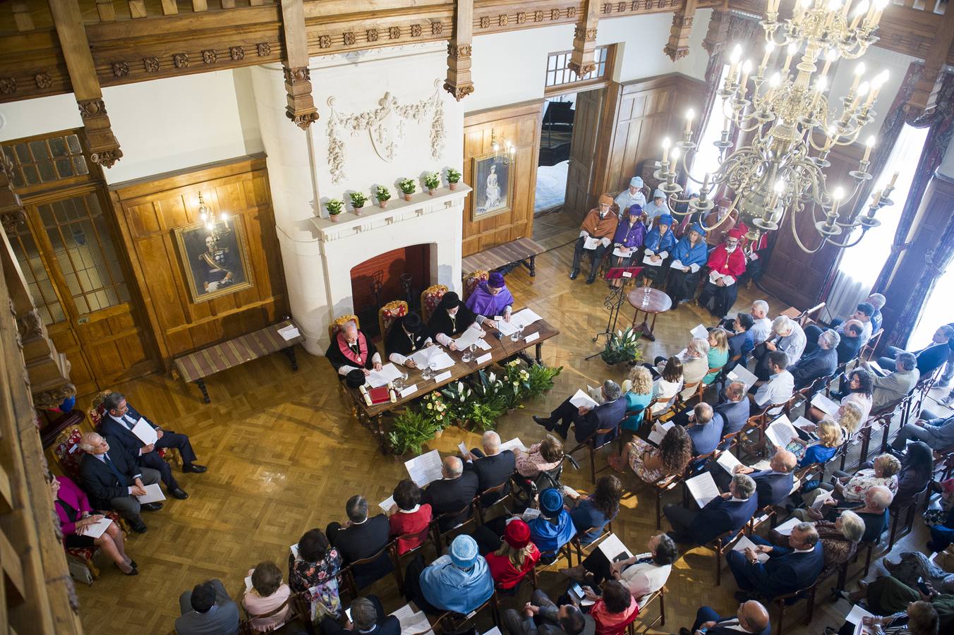 Fotos: El ministro de Exteriores, Josep Borrell, en la inauguración de los cursos de verano de la UIMP