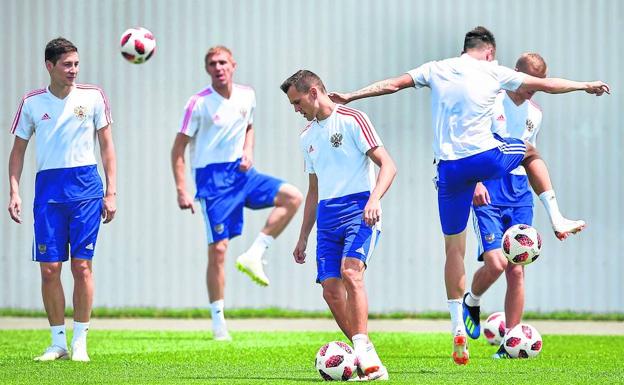 Último entrenamiento de Rusia.