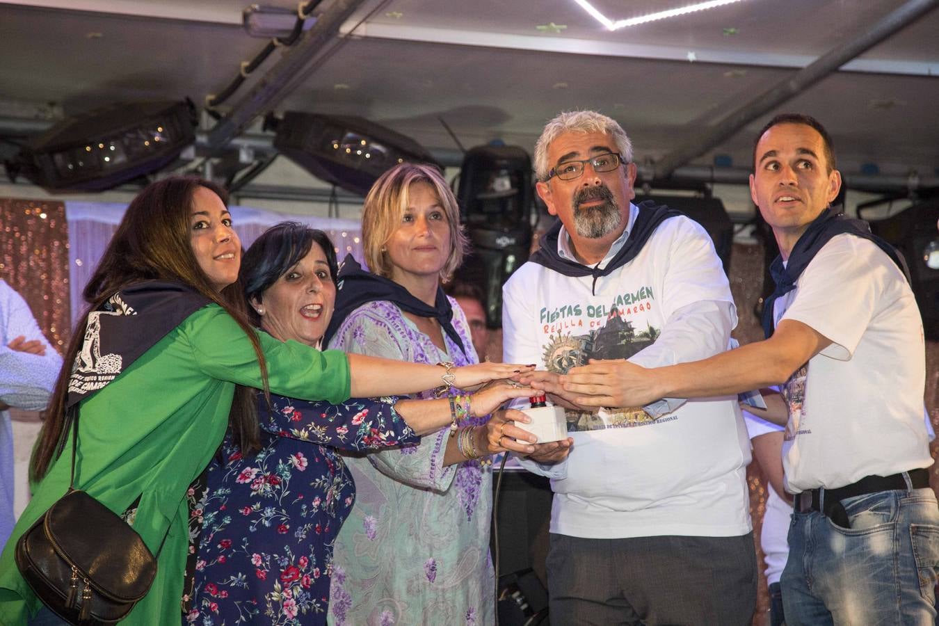 Imágenes del pregón, del concurso de ollas ferroviarias y de la paella solidaria de las fiestas de la Virgen del Carmen de Camargo