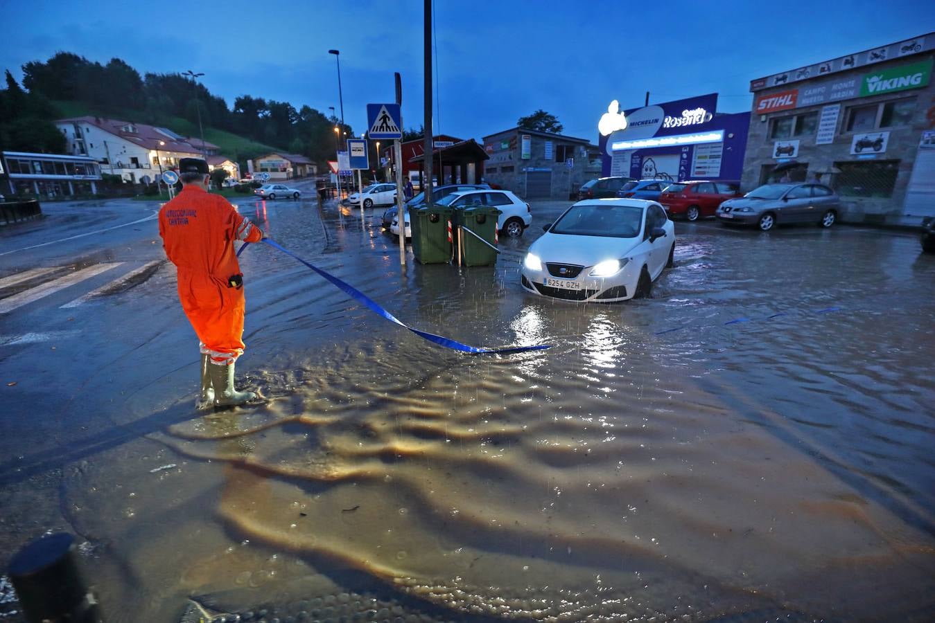 Fotos: Tromba de agua en Cabezón de la Sal