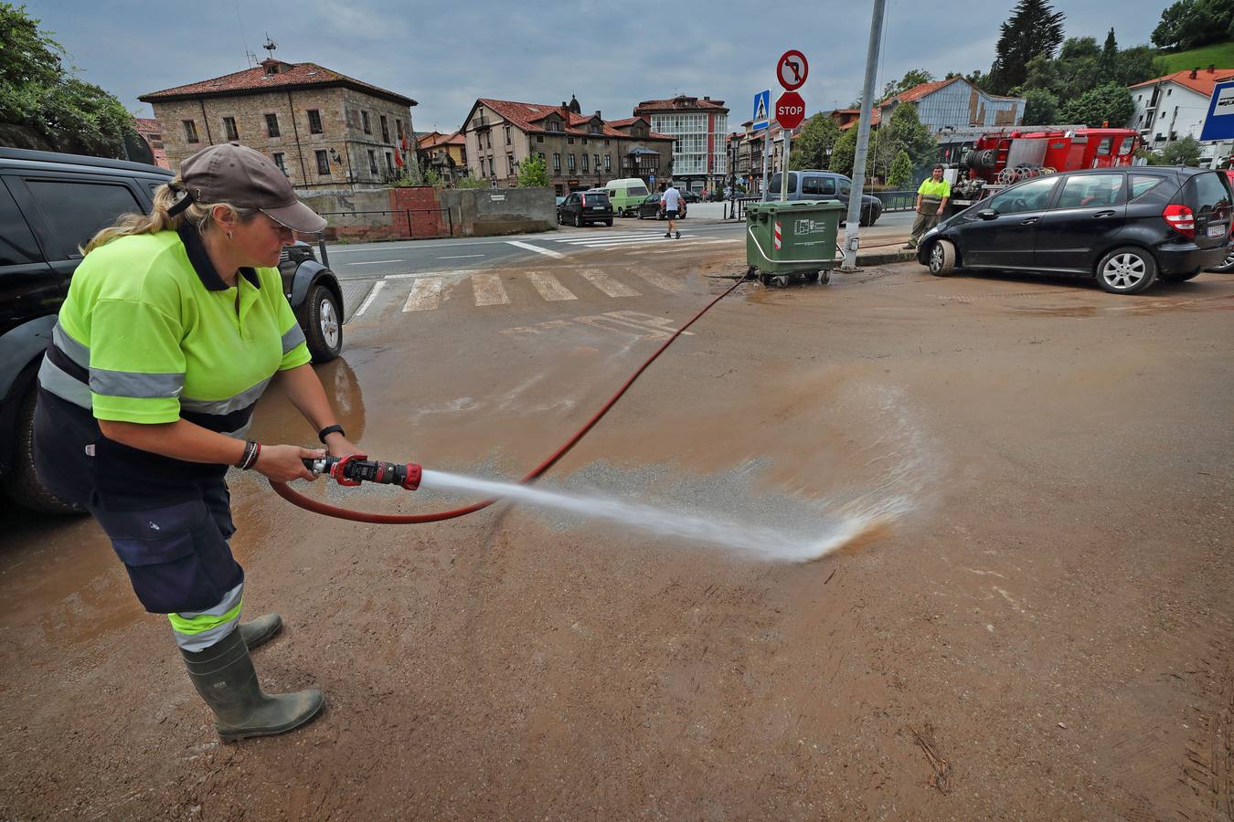 Fotos: Tromba de agua en Cabezón de la Sal