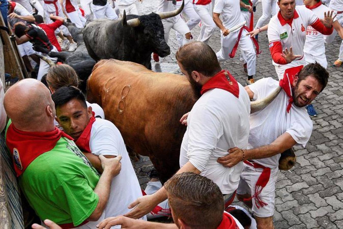 La carrera ha sido la más rápida de las fiestas con 2 minutos y 12 segundos de duración y siete heridos, todos por contusiones