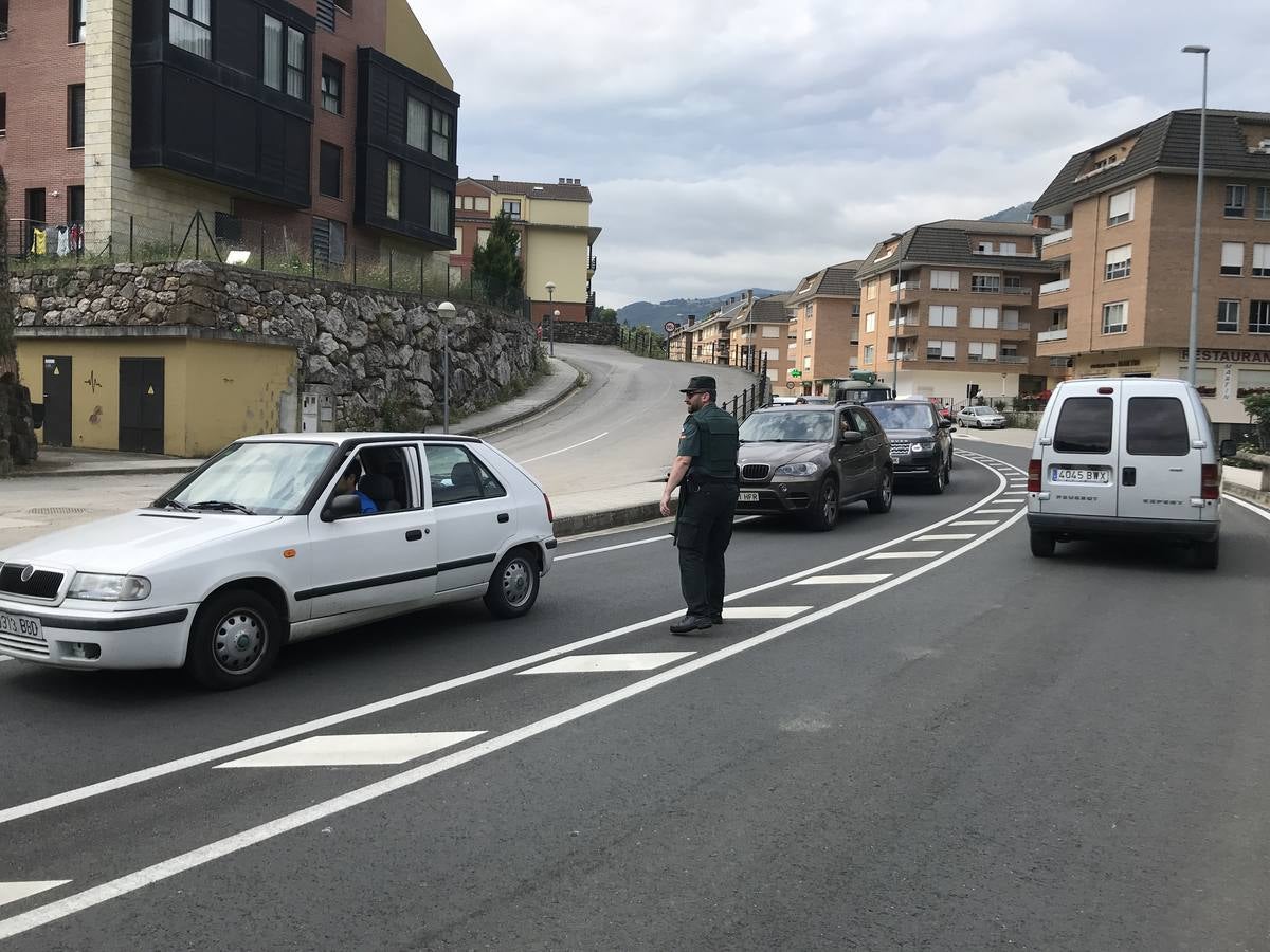 Fotos: Controles de la Guardia Civil en Liébana para dar con Luciano Simón