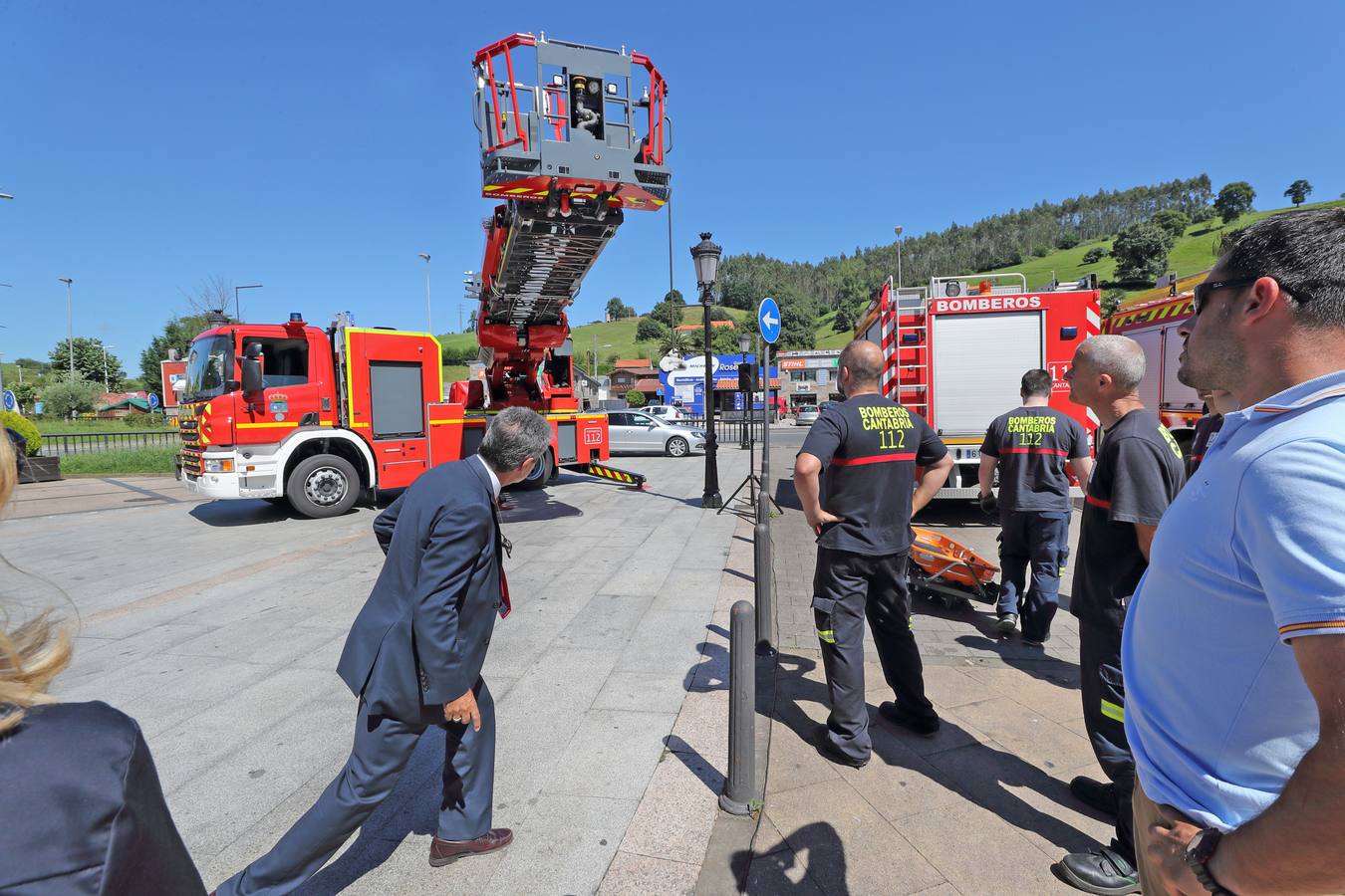 Fotos: Nueva autoescala para los bomberos de la zona occidental