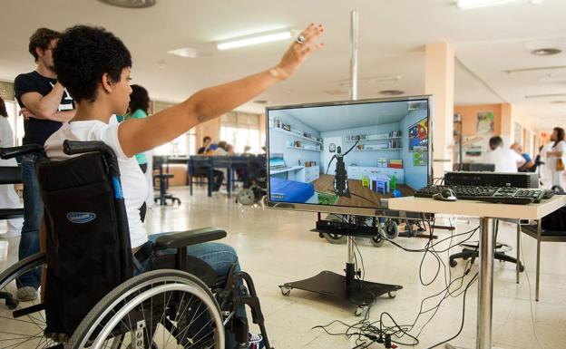 Pacientes del Hospital Nacional de Parapléjicos, en Toledo, participan en un proyecto de la Unidad de Biomecánica y Ayudas Técnicas.