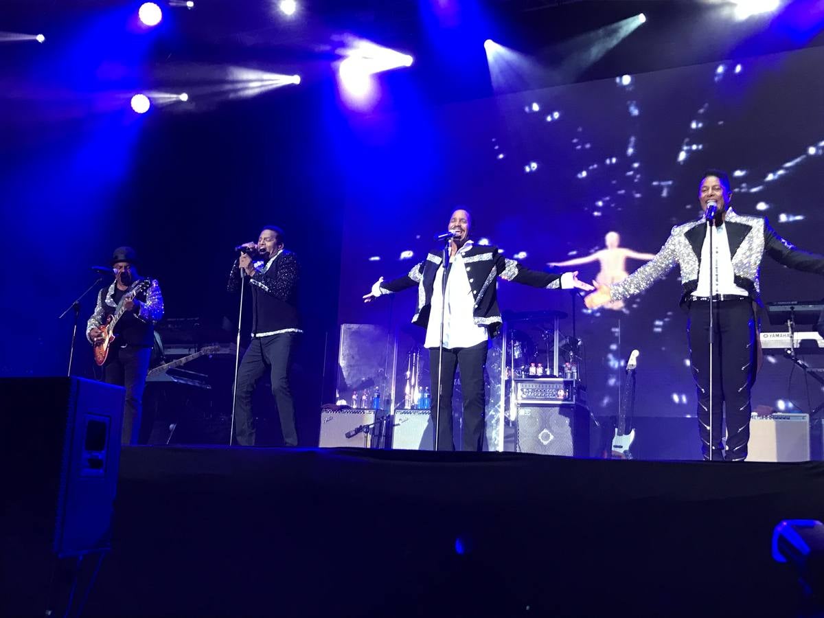 Fotos: La Campa baila con el concierto de los hermanos Jackson