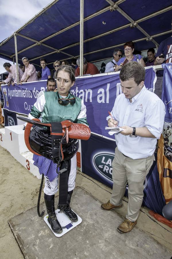 La amazona cántabra es la primera que gana la carrera principal, en una jornada en la que Diego Sarabia se impuso en las otras dos pruebas del día