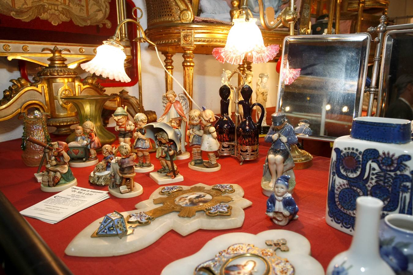 Más de 90 expositores de cinco países y 10 comunidades autónomas, y más de 42.000 objetos vintage, retro, almoneda y antigüedades en la XIX Feria Desembalaje Cantabria
