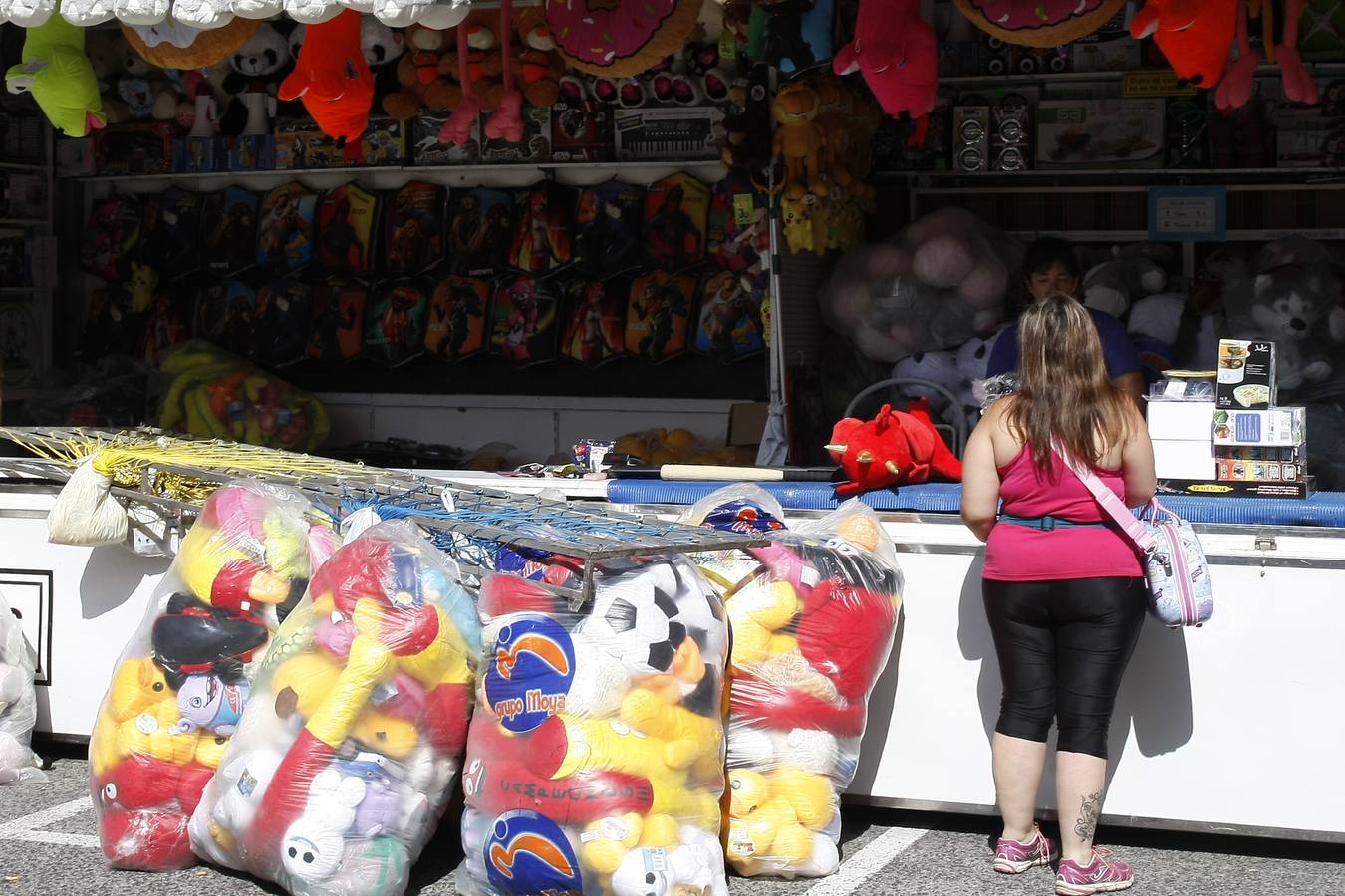 Fotos: Las fiestas de la &#039;Patrona&#039; van tomando forma en Torrelavega