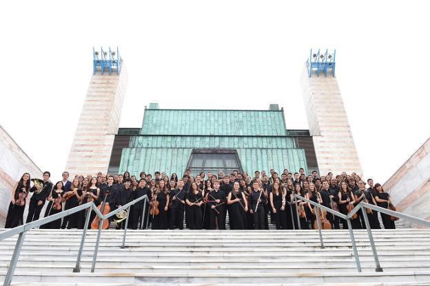 La Joven Orquesta Sinfónica pone el sello musical de Cantabria en el FIS
