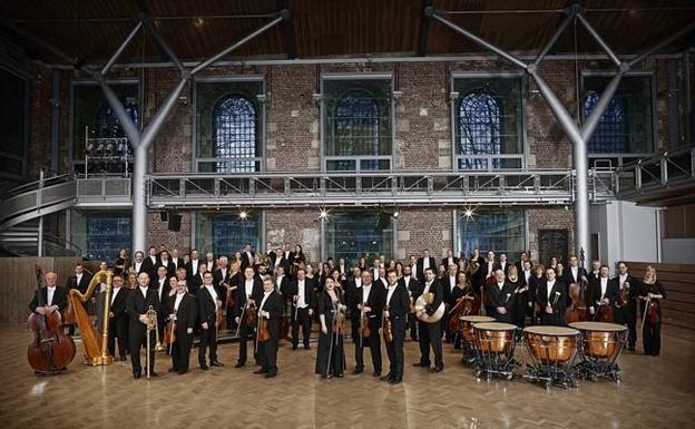 El director Simon Rattle y la London Symphony recalan en Santander en su primera temporada juntos