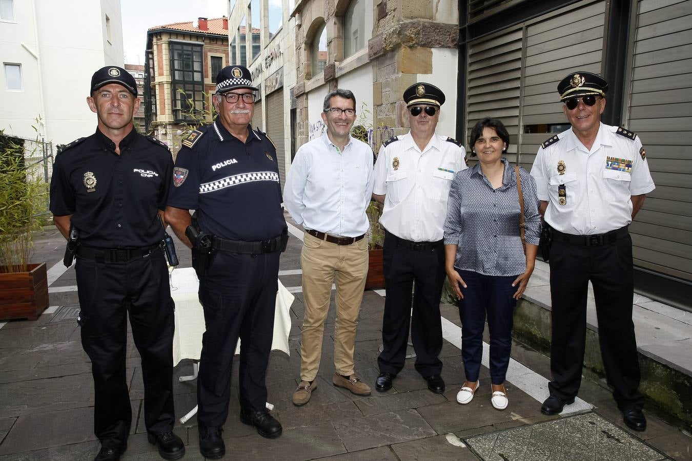 Bernardo Gómez, Alejandro García, Pedro Pérez Noriega, Víctor Antonio Revuelta, Asunción Velarde y Ángel Luis Camafreita.