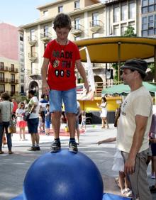 Imagen secundaria 2 - La Plaza Mayor se convierte en una carpa de circo al aire libre